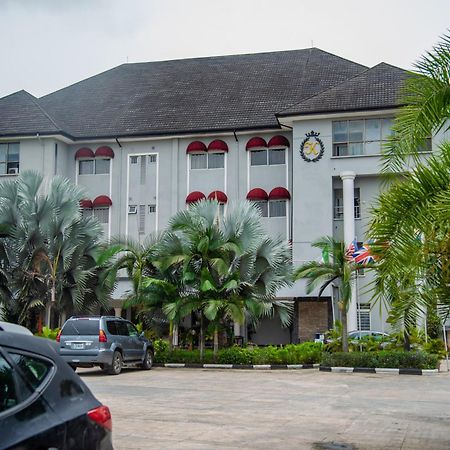 Golden Tulip Hotel -Gt31 Stadium Road Port Harcourt Exterior photo