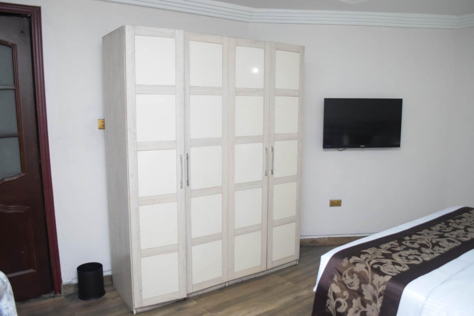 Golden Tulip Hotel -Gt31 Stadium Road Port Harcourt Exterior photo
