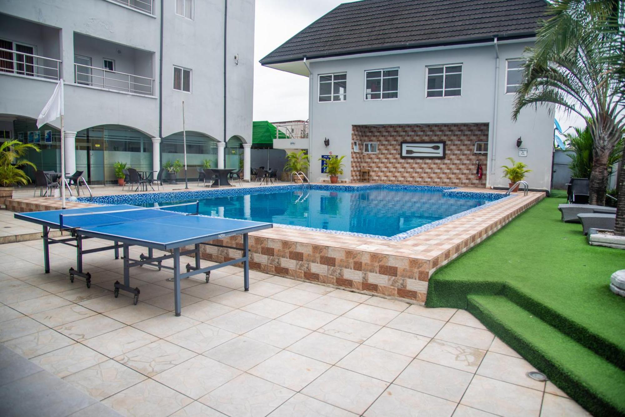 Golden Tulip Hotel -Gt31 Stadium Road Port Harcourt Exterior photo